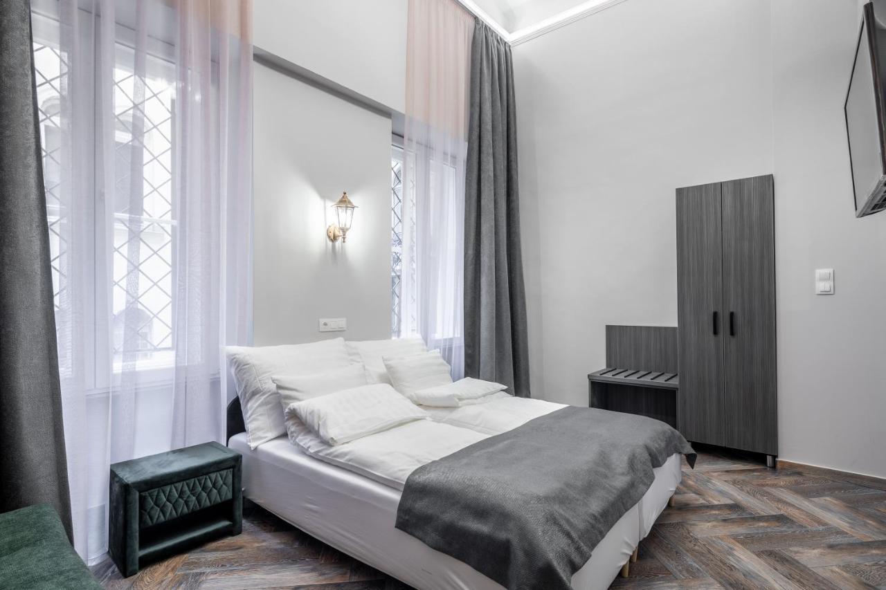 Stunning Apartment In The Hearth Of Будапеща Екстериор снимка