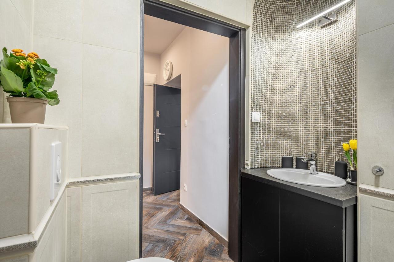 Stunning Apartment In The Hearth Of Будапеща Екстериор снимка